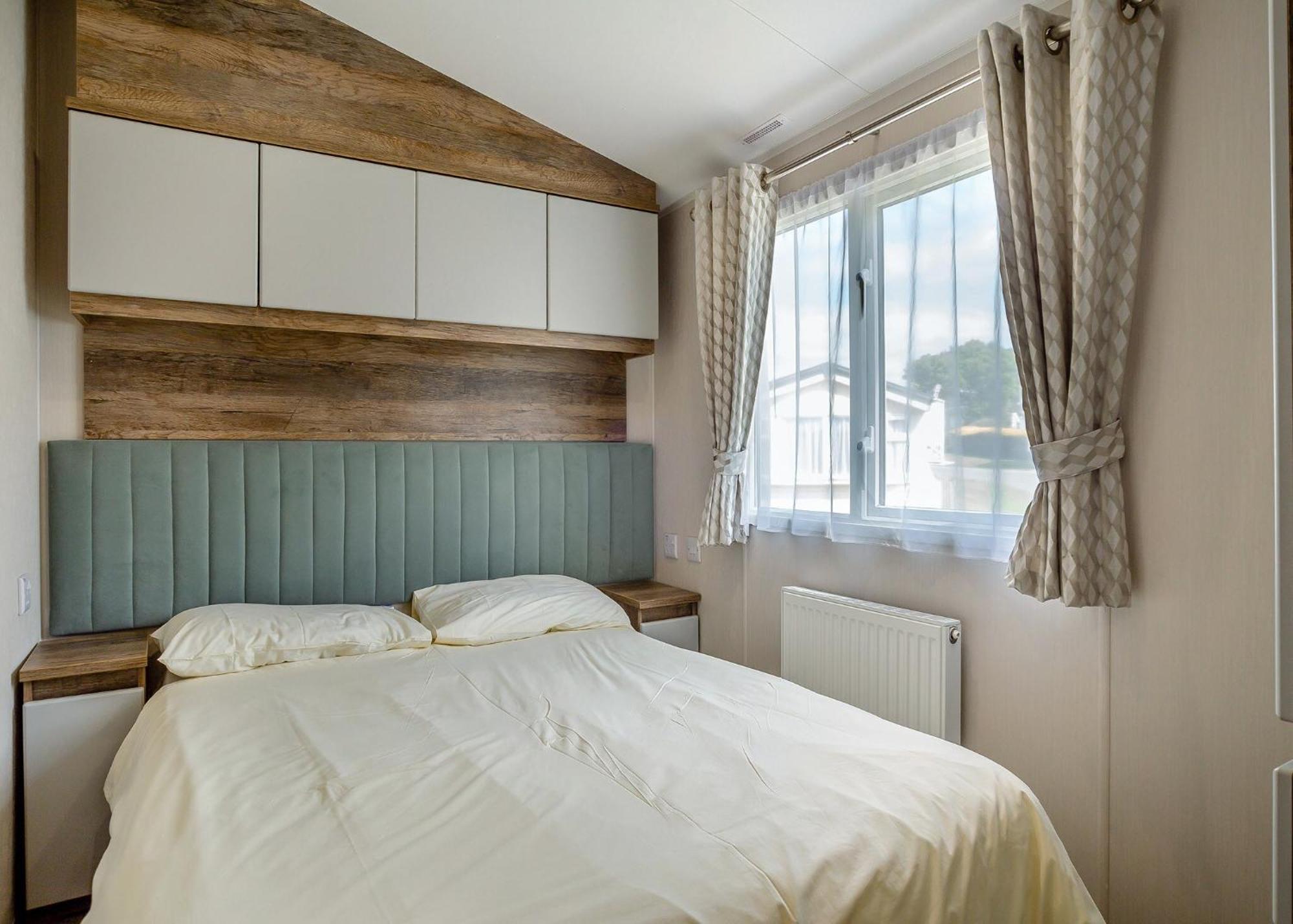 Seadown Park Hotel Charmouth Room photo