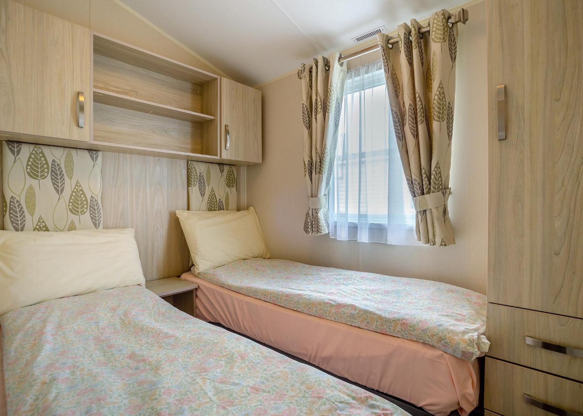 Seadown Park Hotel Charmouth Room photo